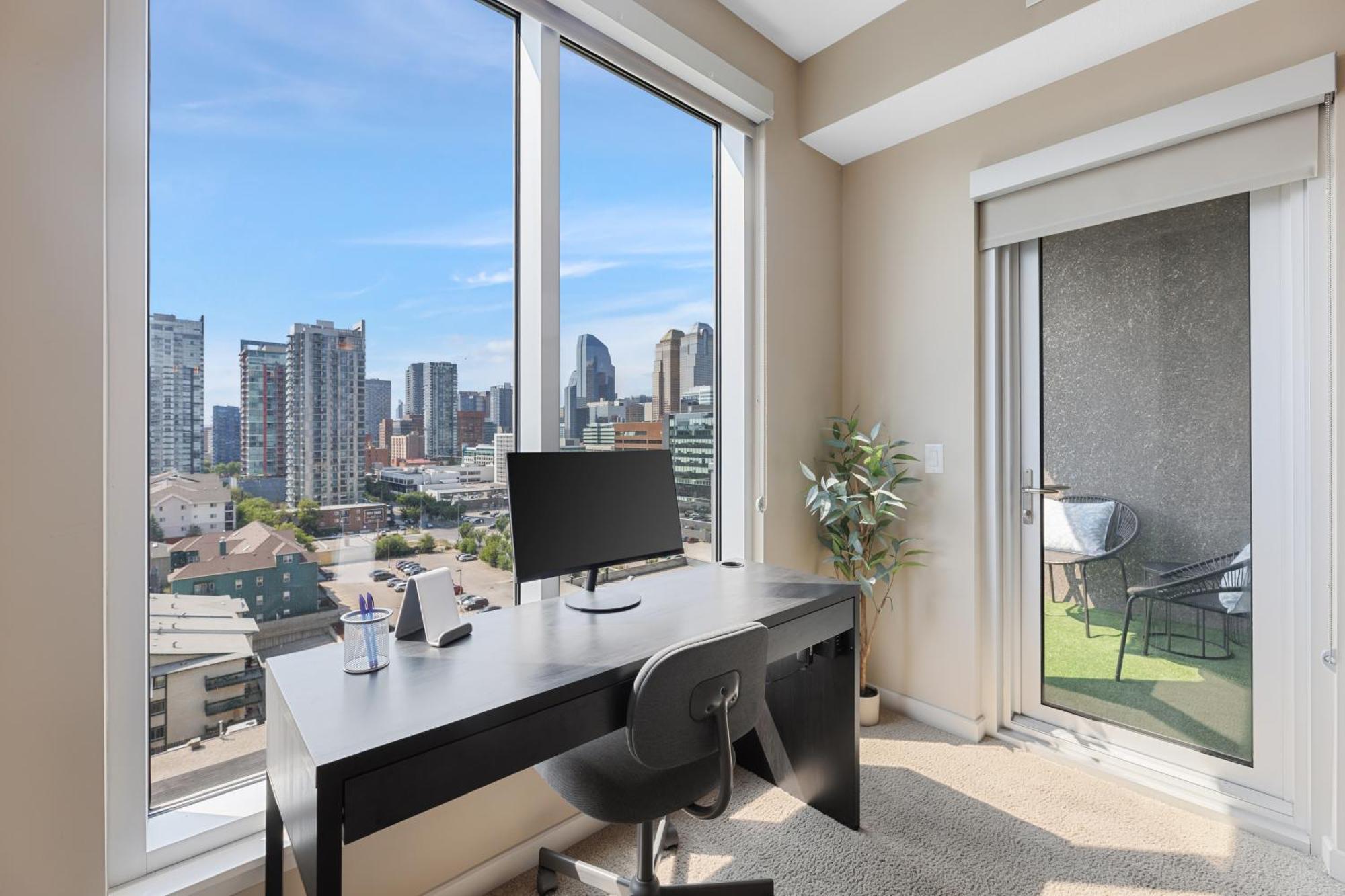 Heart Of Downtown Calgary Spacious Luxury Condo With Stunning Views And Premium Amenities Esterno foto